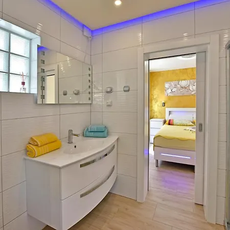 Apartments Rimac 663 Porec Exterior photo