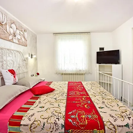 Apartments Rimac 663 Porec Exterior photo
