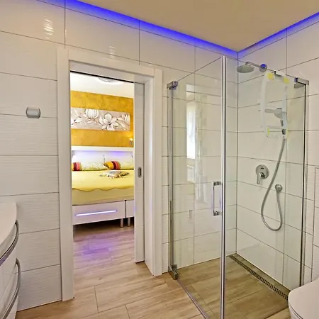 Apartments Rimac 663 Porec Exterior photo