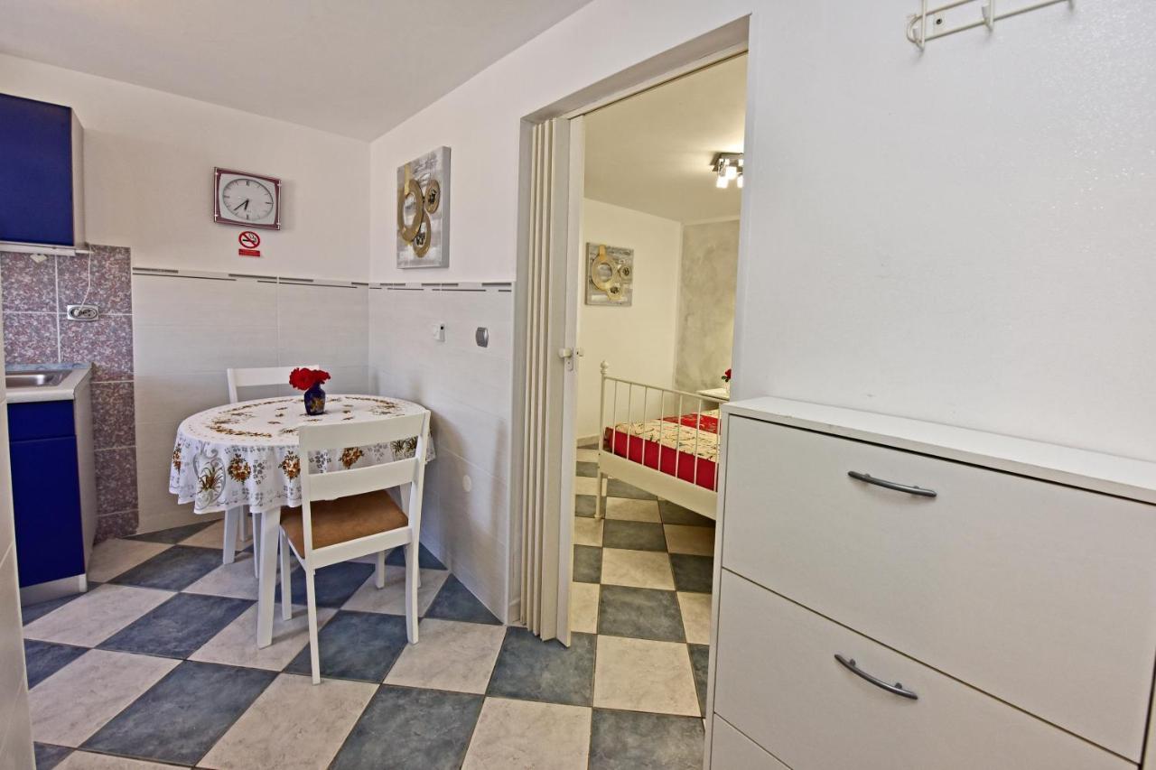 Rimac 663 Apartment